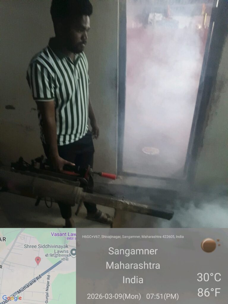 Home Evergreen technician treating a home in Kalyan